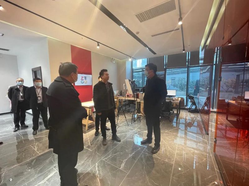 高新區(qū)管委會(huì)主任劉彥斌蒞臨泰投科創(chuàng)產(chǎn)業(yè)園開(kāi)展調(diào)研工作！